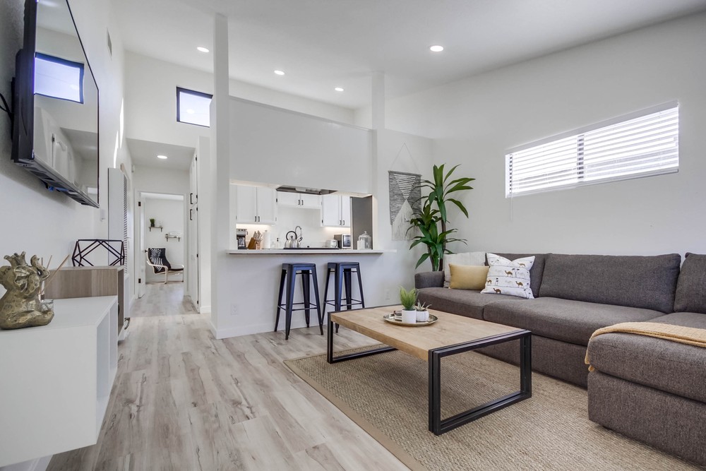 Virtual tour photo 15 of 39 for 2753 Hornblend St