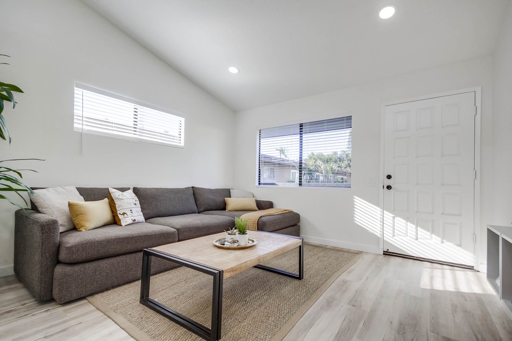 Virtual tour photo 18 of 39 for 2753 Hornblend St