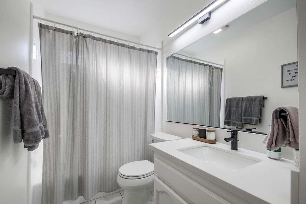 Virtual tour photo 37 of 39 for 2753 Hornblend St