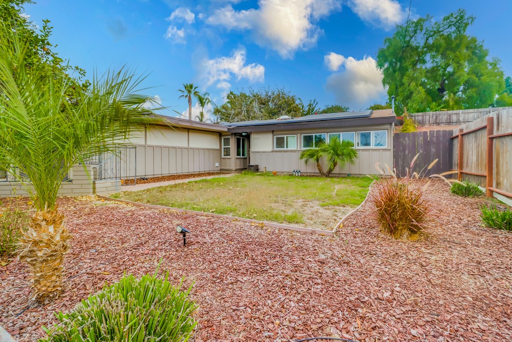 Virtual tour photo 5 of 42 for 2755 Amulet St