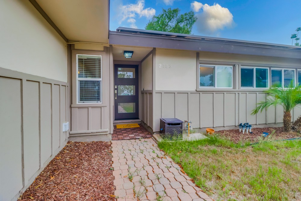 Virtual tour photo 7 of 42 for 2755 Amulet St