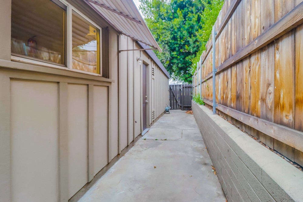 Virtual tour photo 41 of 42 for 2755 Amulet St