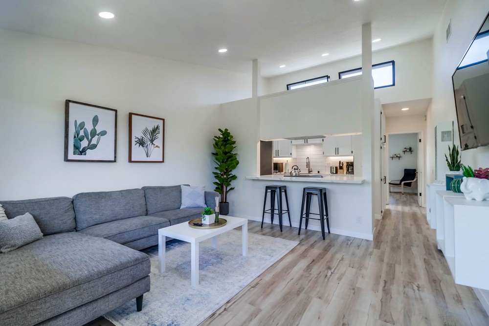 Virtual tour photo 8 of 23 for 2755 McGraw St