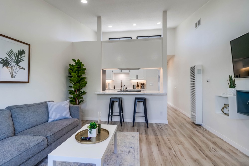 Virtual tour photo 10 of 23 for 2755 McGraw St