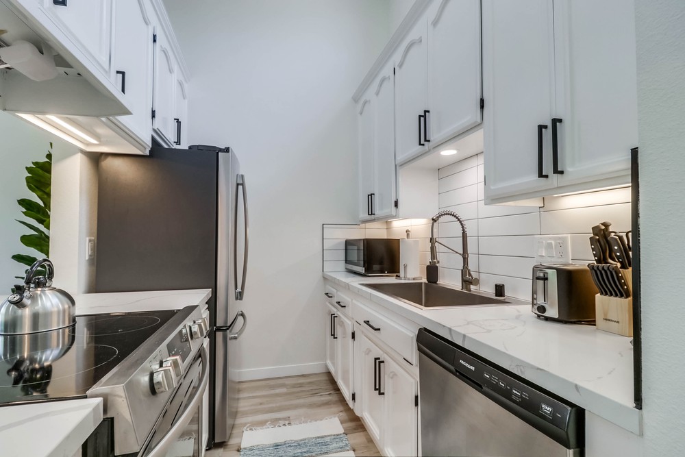 Virtual tour photo 17 of 23 for 2755 McGraw St