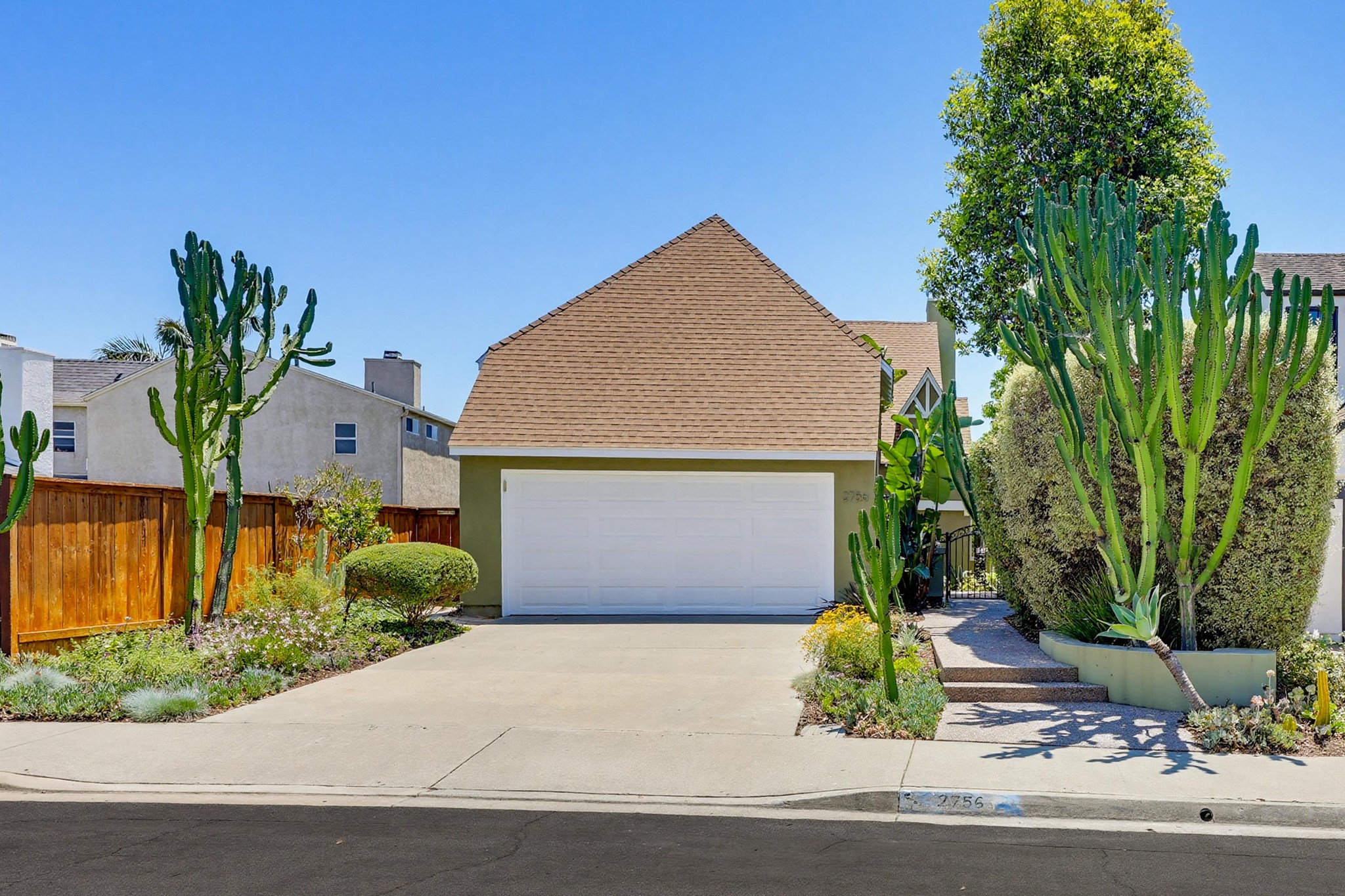 Virtual tour photo 1 of 91 for 2756 Southampton Rd