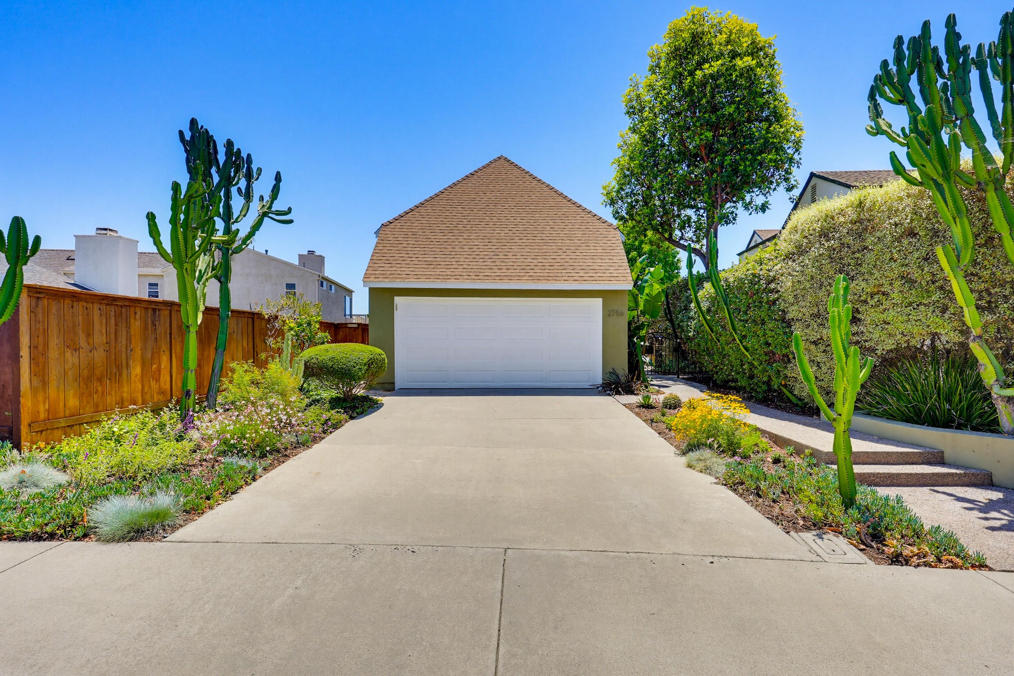 Virtual tour photo 4 of 91 for 2756 Southampton Rd