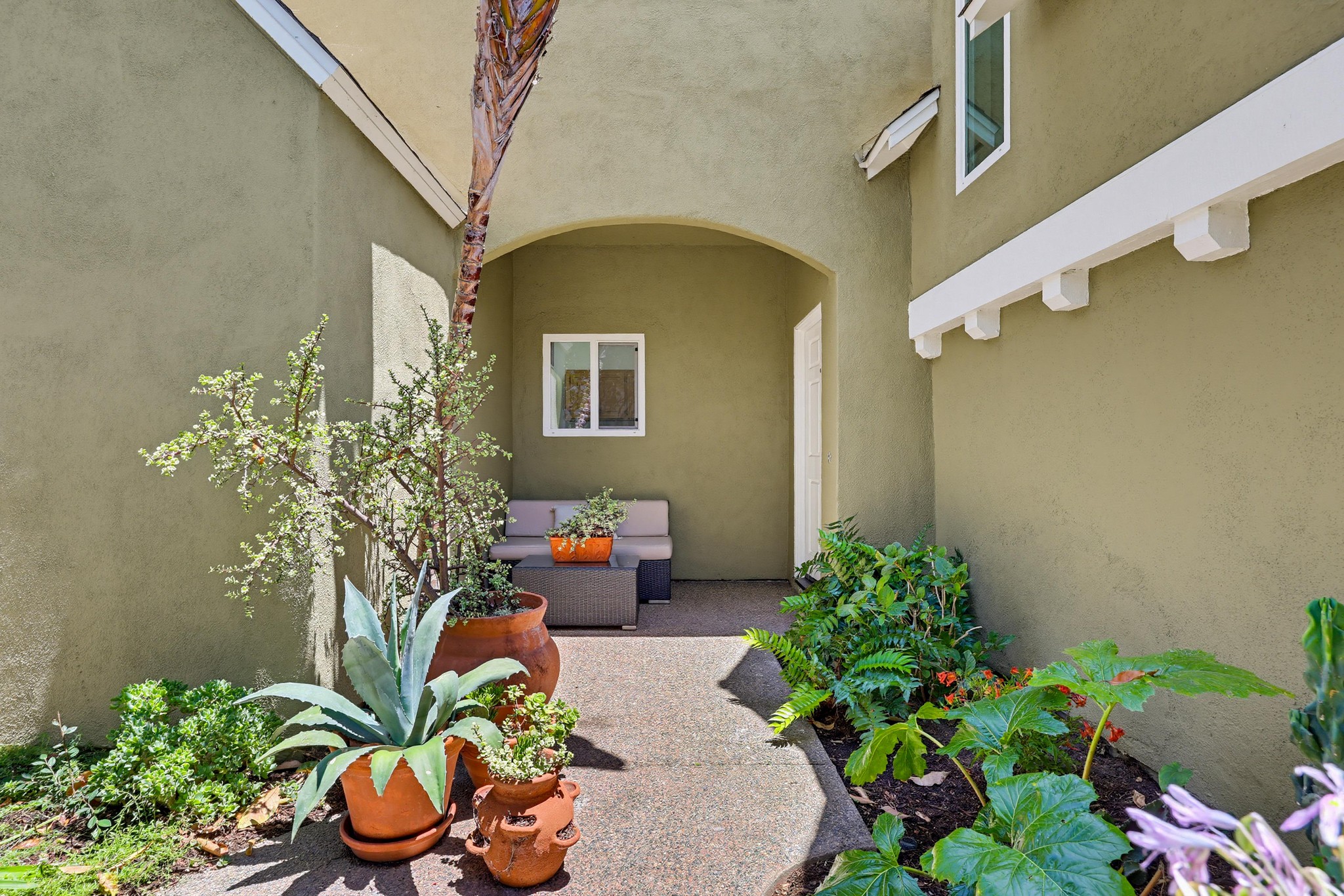Virtual tour photo 12 of 91 for 2756 Southampton Rd