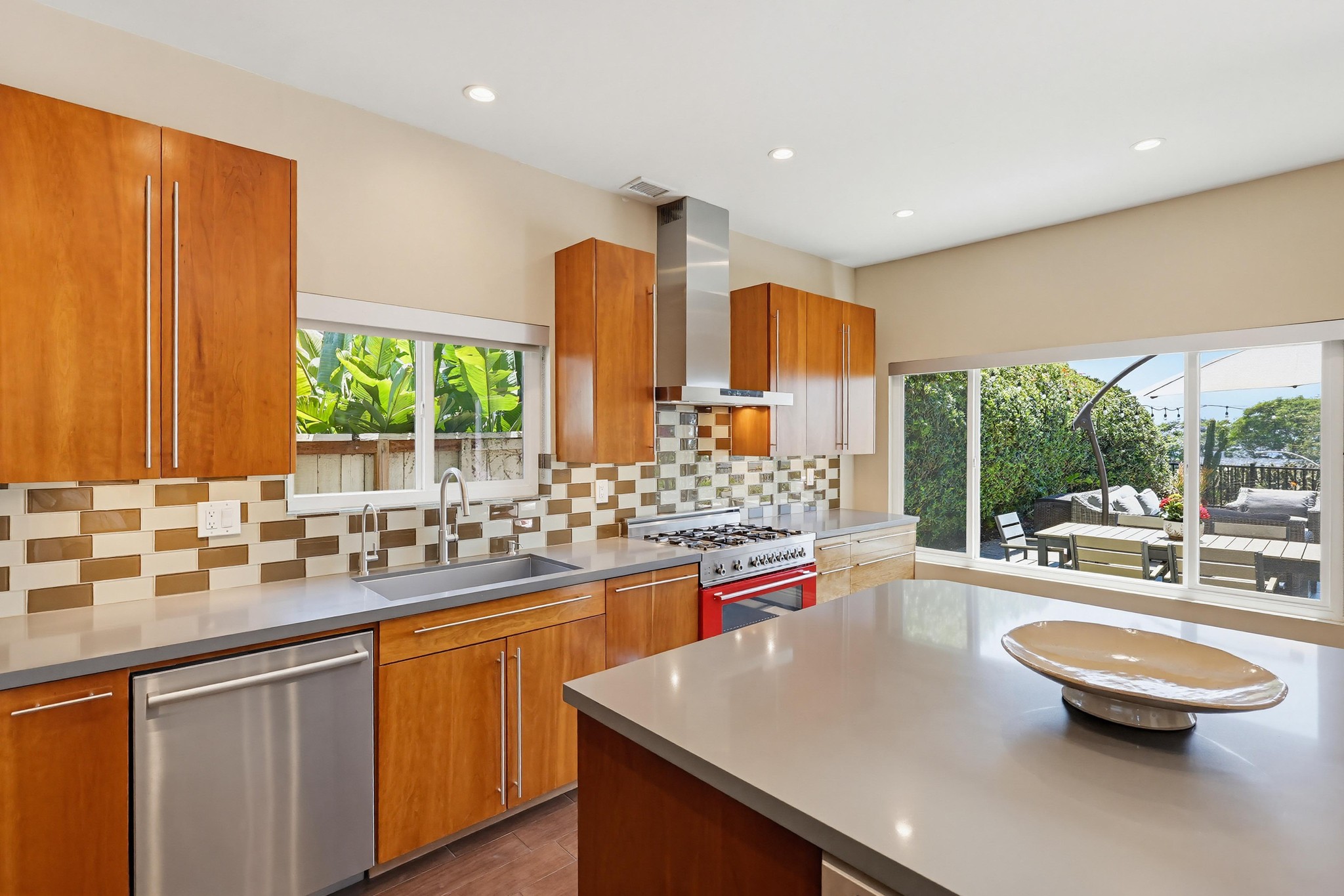 Virtual tour photo 28 of 91 for 2756 Southampton Rd
