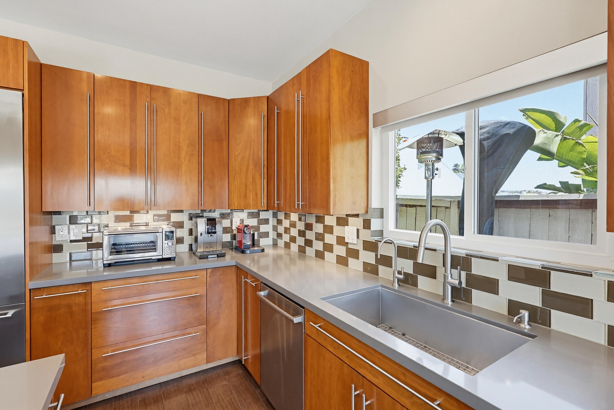 Virtual tour photo 32 of 91 for 2756 Southampton Rd