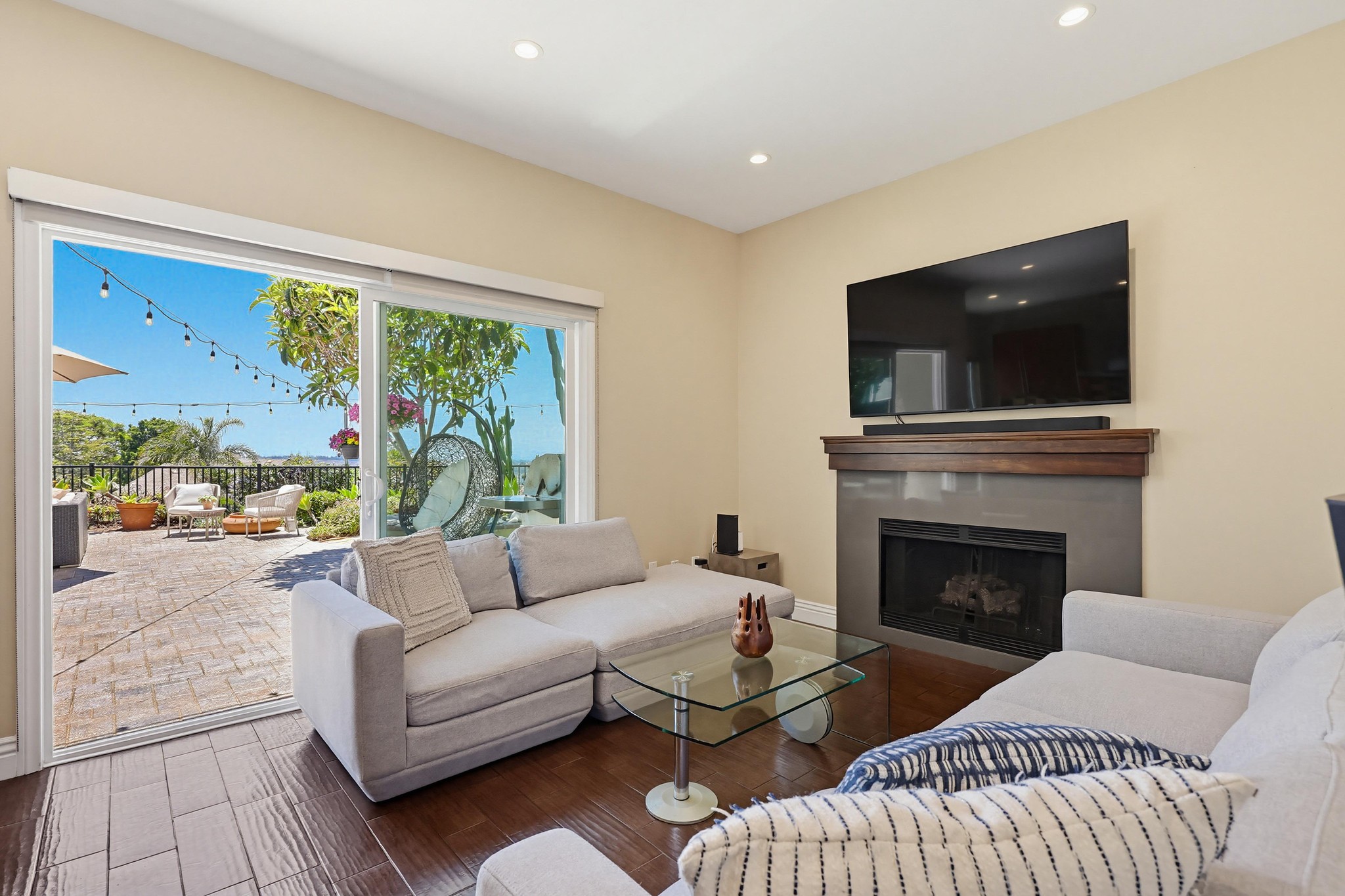 Virtual tour photo 36 of 91 for 2756 Southampton Rd