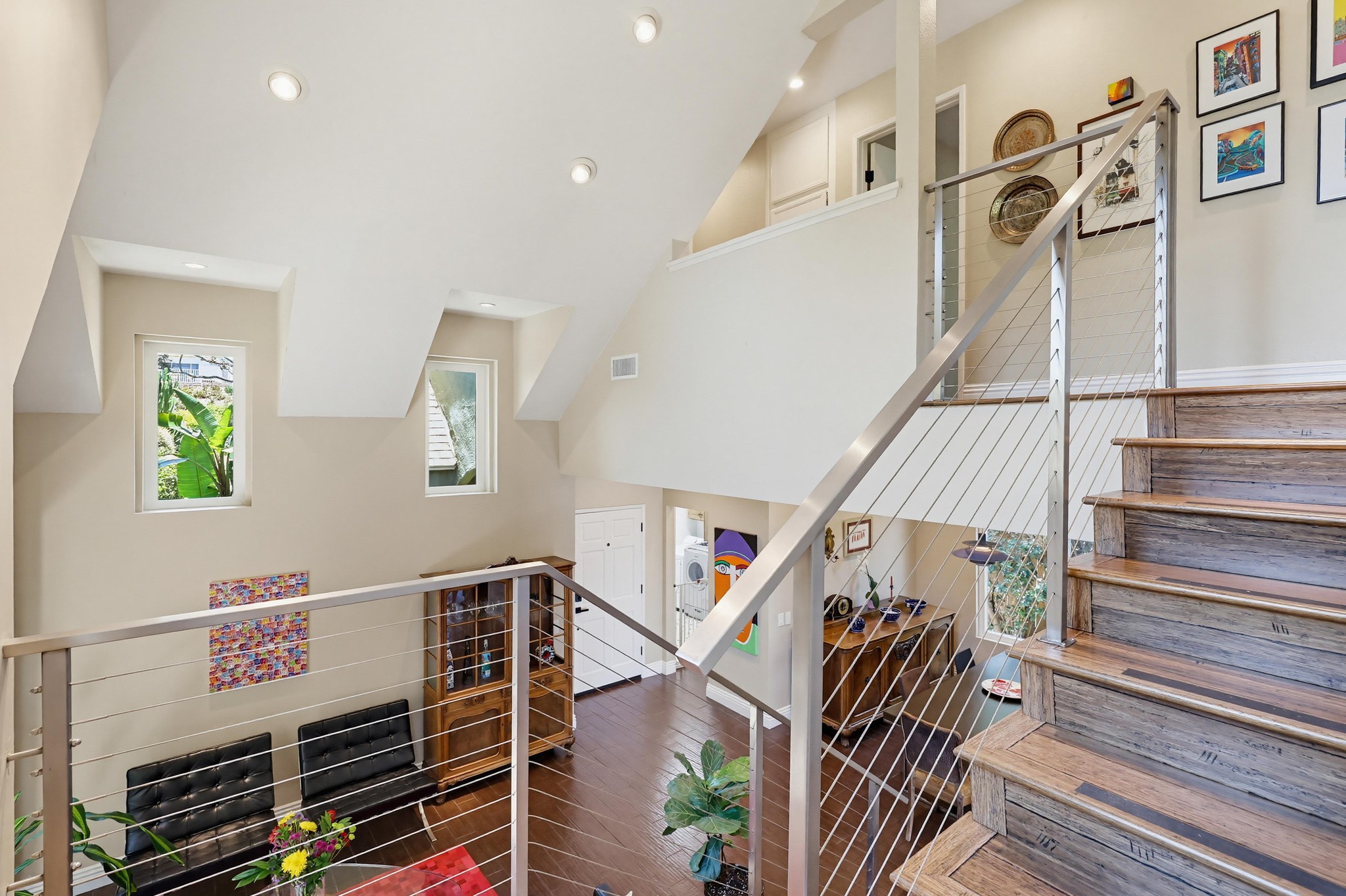 Virtual tour photo 42 of 91 for 2756 Southampton Rd