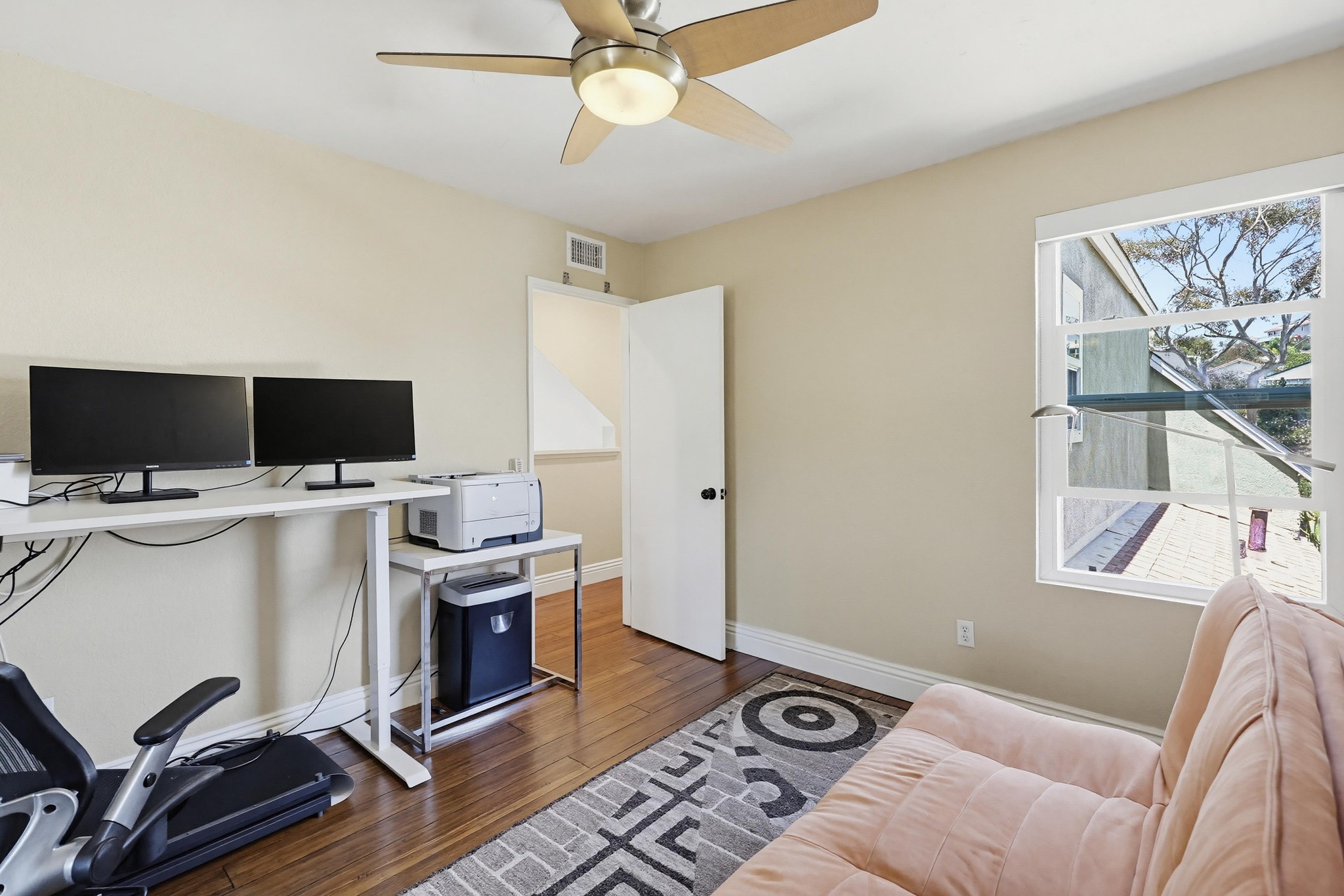 Virtual tour photo 48 of 91 for 2756 Southampton Rd