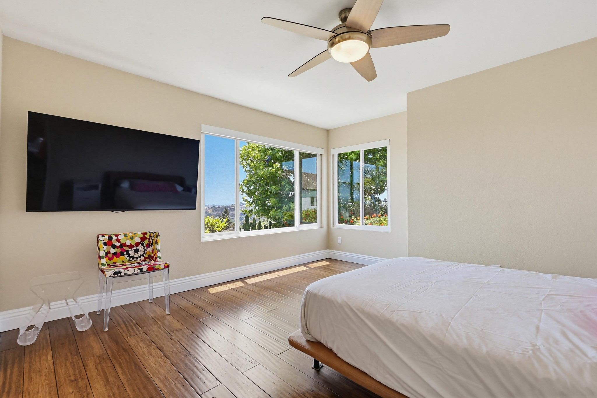 Virtual tour photo 54 of 91 for 2756 Southampton Rd