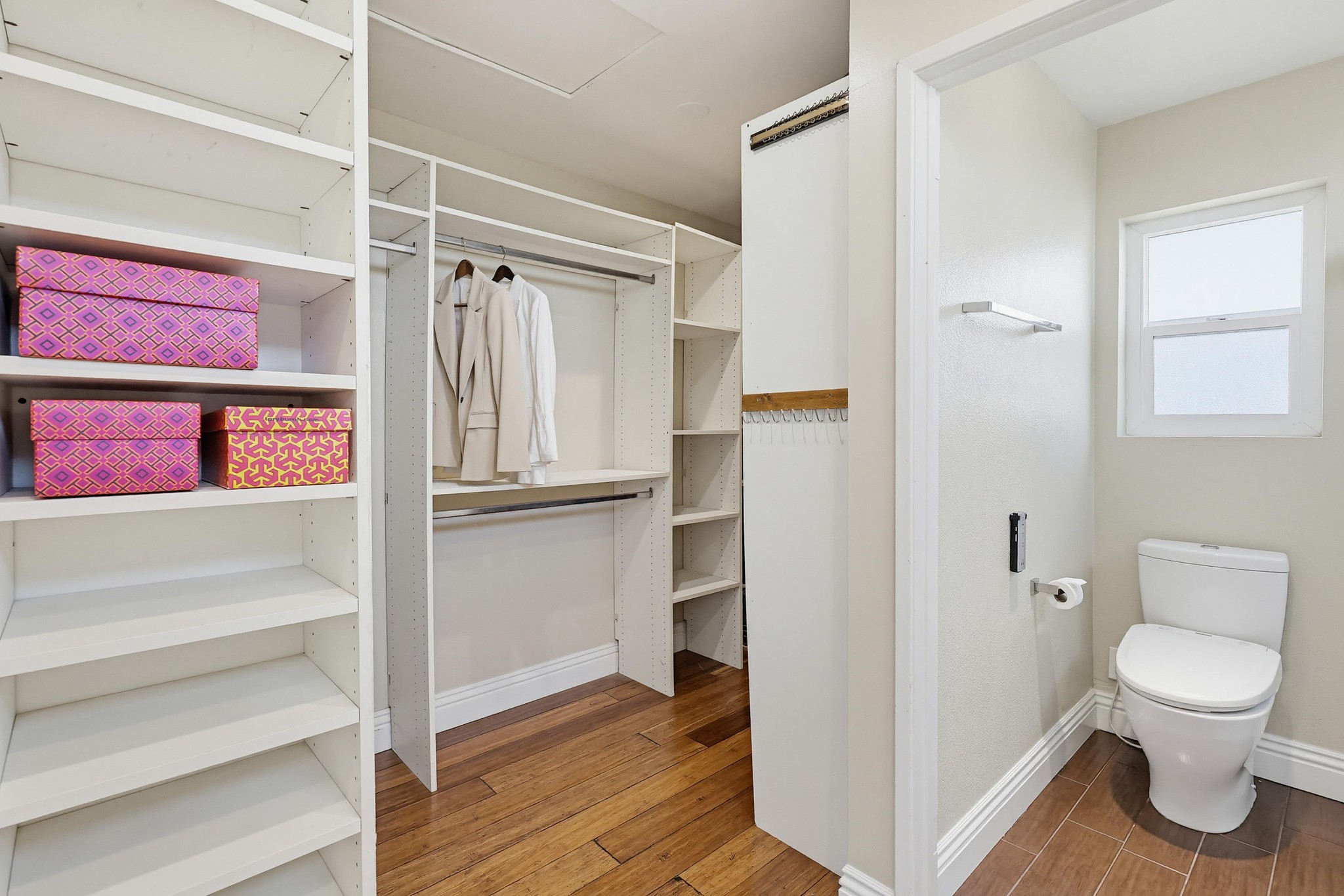 Virtual tour photo 63 of 91 for 2756 Southampton Rd