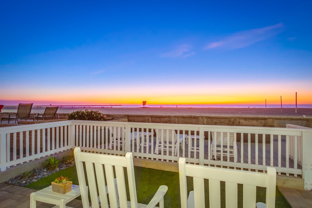 Virtual tour photo 10 of 57 for 2759 Ocean Front Walk