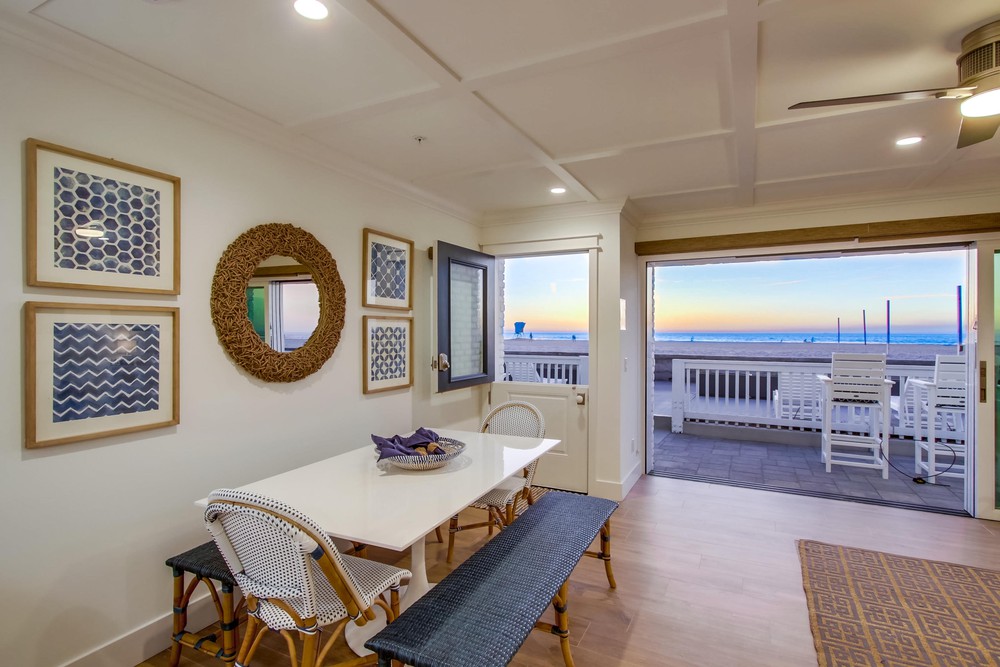 Virtual tour photo 13 of 57 for 2759 Ocean Front Walk