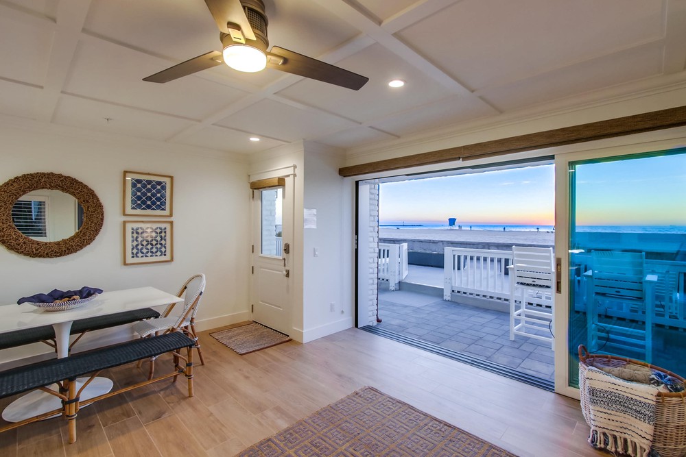 Virtual tour photo 14 of 57 for 2759 Ocean Front Walk