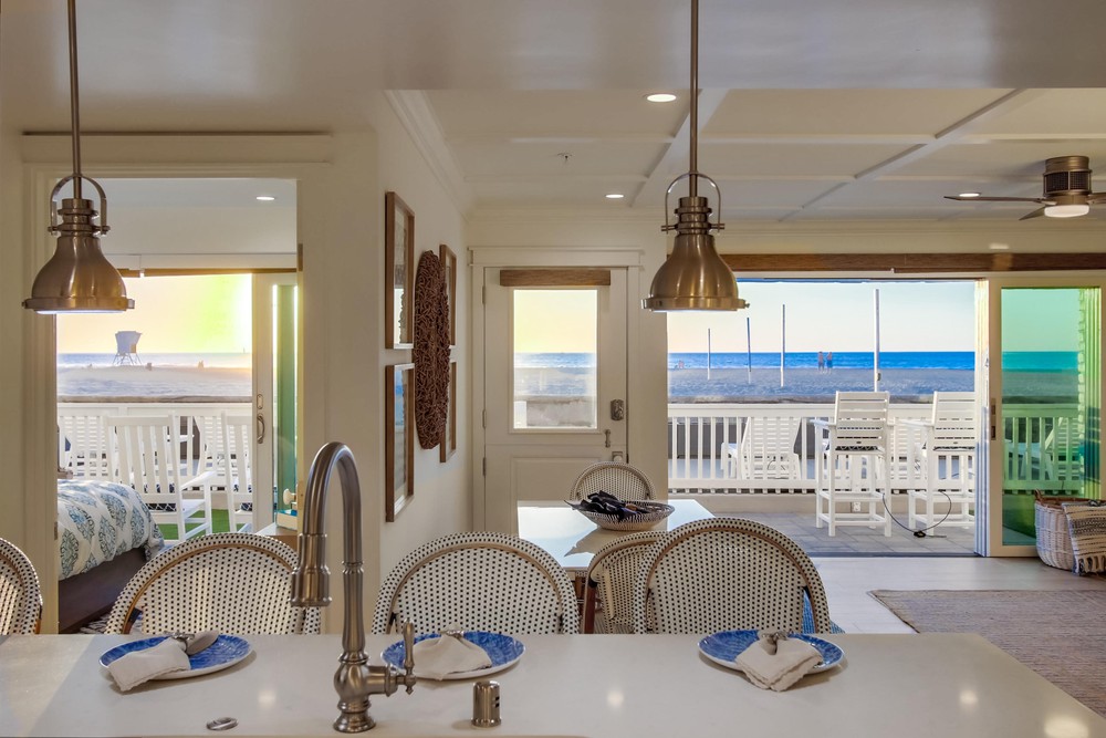 Virtual tour photo 24 of 57 for 2759 Ocean Front Walk
