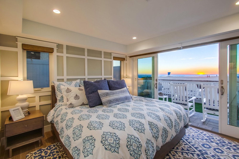 Virtual tour photo 25 of 57 for 2759 Ocean Front Walk
