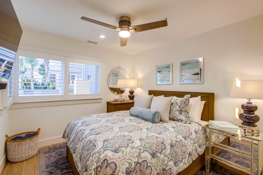 Virtual tour photo 34 of 57 for 2759 Ocean Front Walk