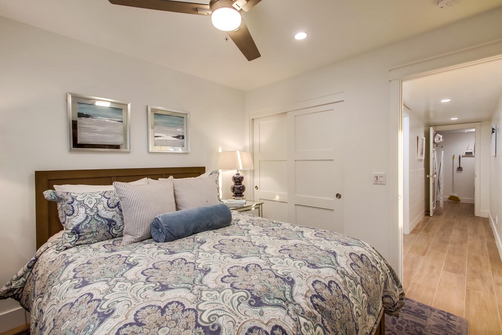 Virtual tour photo 35 of 57 for 2759 Ocean Front Walk