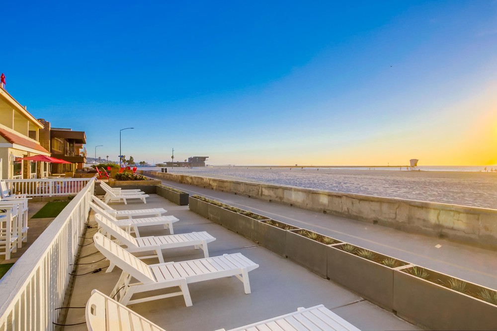 Virtual tour photo 45 of 57 for 2759 Ocean Front Walk