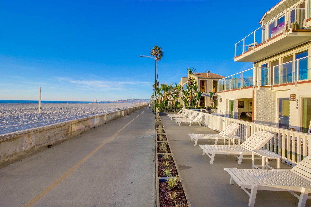 Virtual tour photo 46 of 57 for 2759 Ocean Front Walk