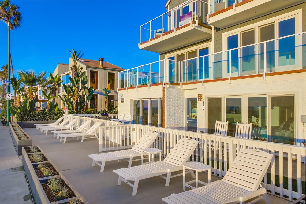 Virtual tour photo 48 of 57 for 2759 Ocean Front Walk
