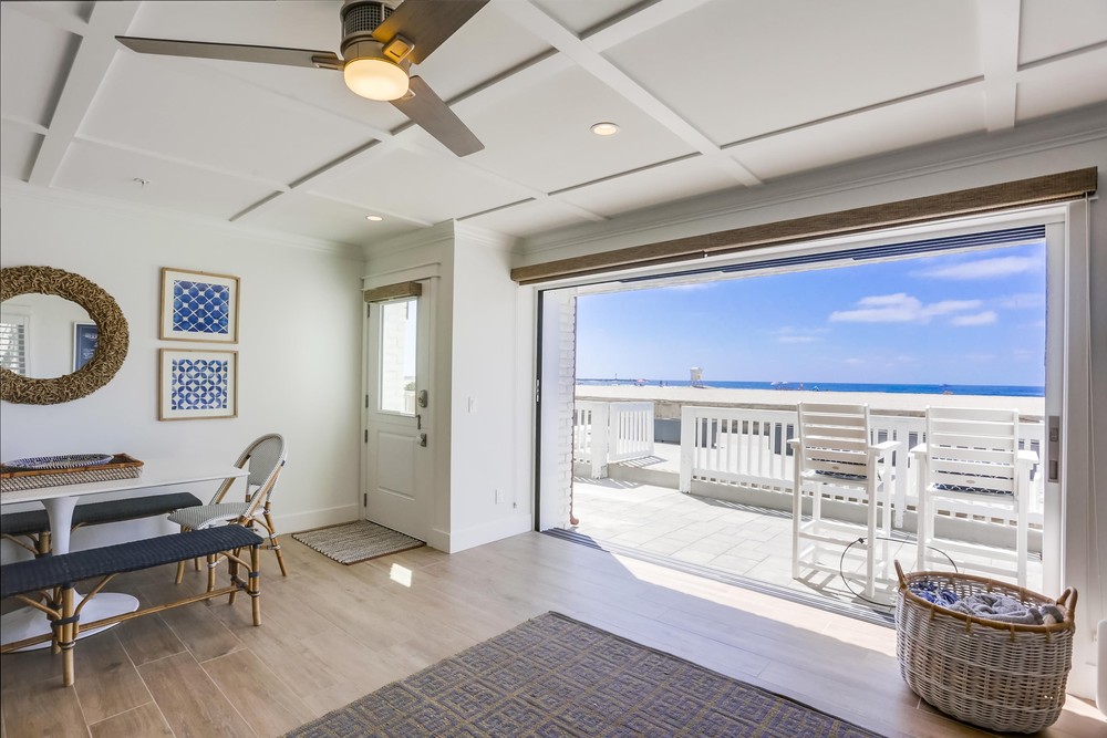 Virtual tour photo 20 of 47 for 2759 Ocean Front Walk