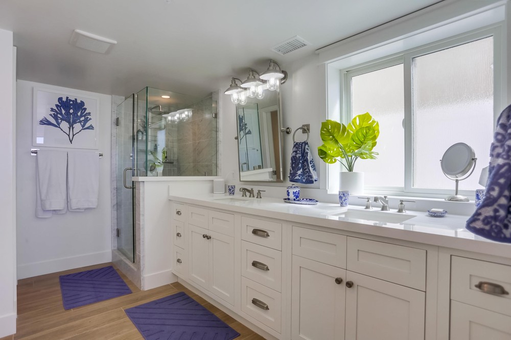 Virtual tour photo 32 of 47 for 2759 Ocean Front Walk