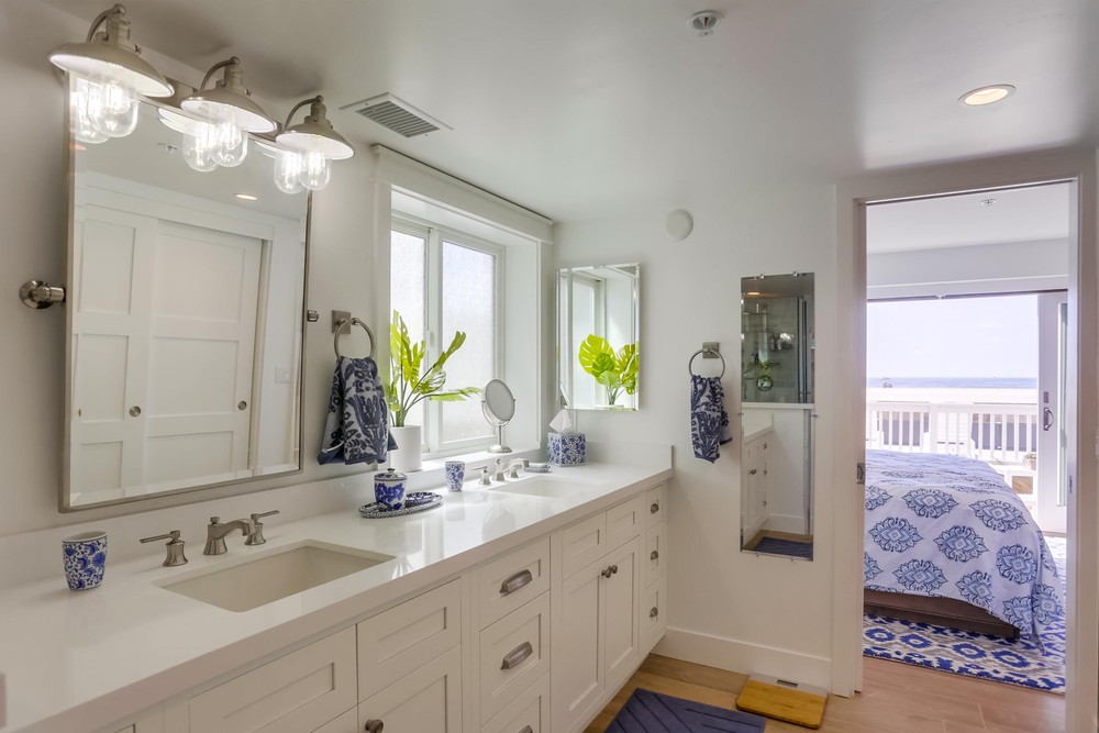 Virtual tour photo 34 of 47 for 2759 Ocean Front Walk