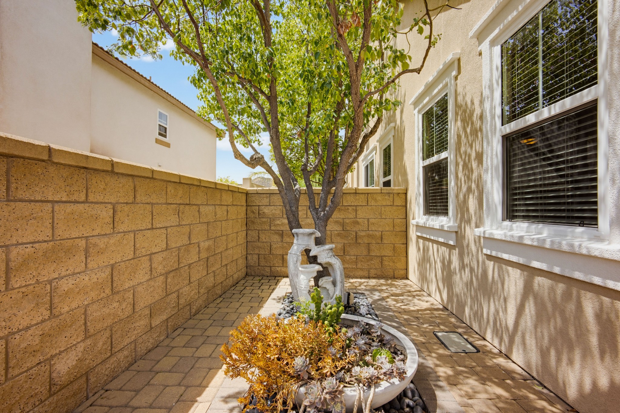 Virtual tour photo 9 of 67 for 27591 Paper Bark Ave