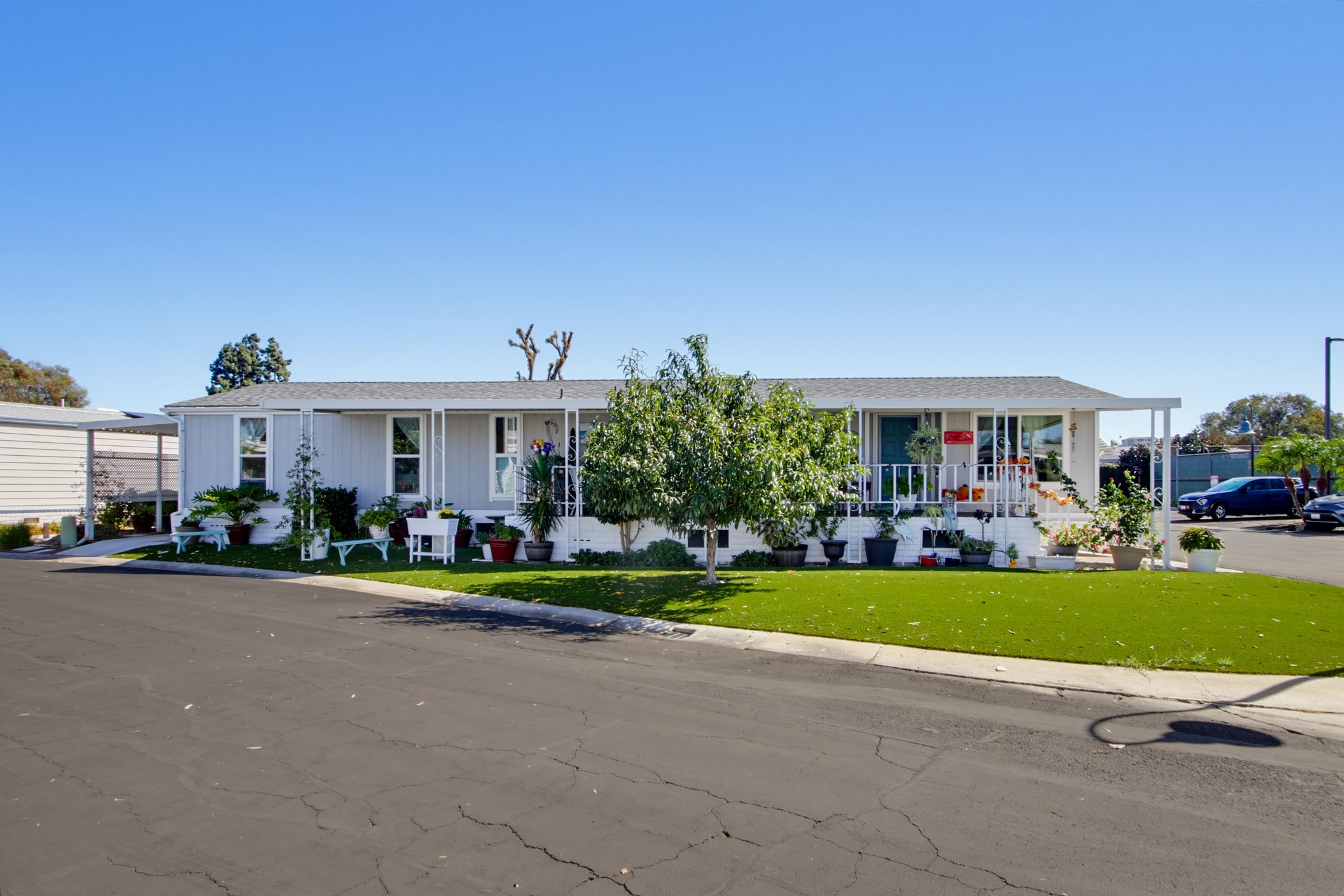 Virtual tour photo 1 of 56 for 276 N El Camino Real spc 112 o