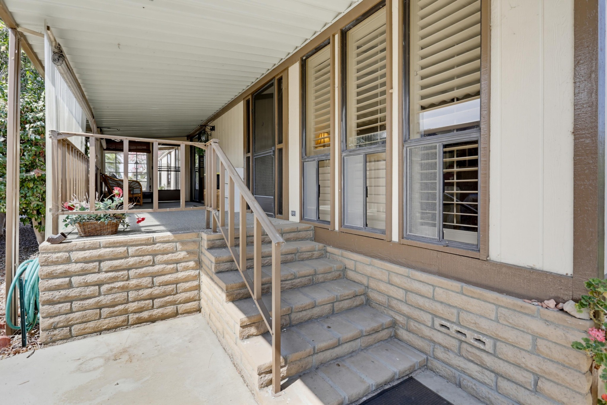 Virtual tour photo 5 of 37 for 276 N El Camino Real Spc 151