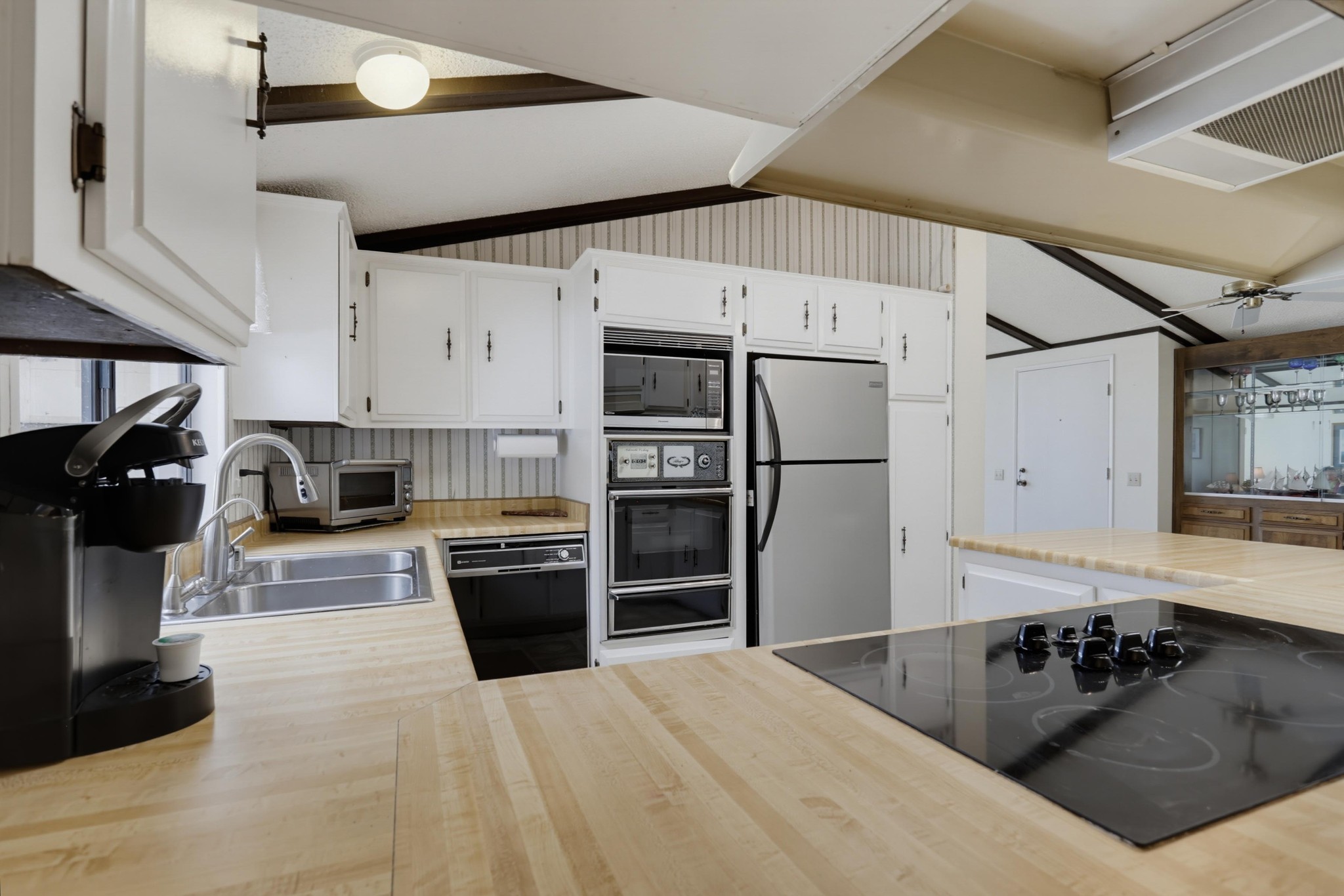 Virtual tour photo 14 of 37 for 276 N El Camino Real Spc 151