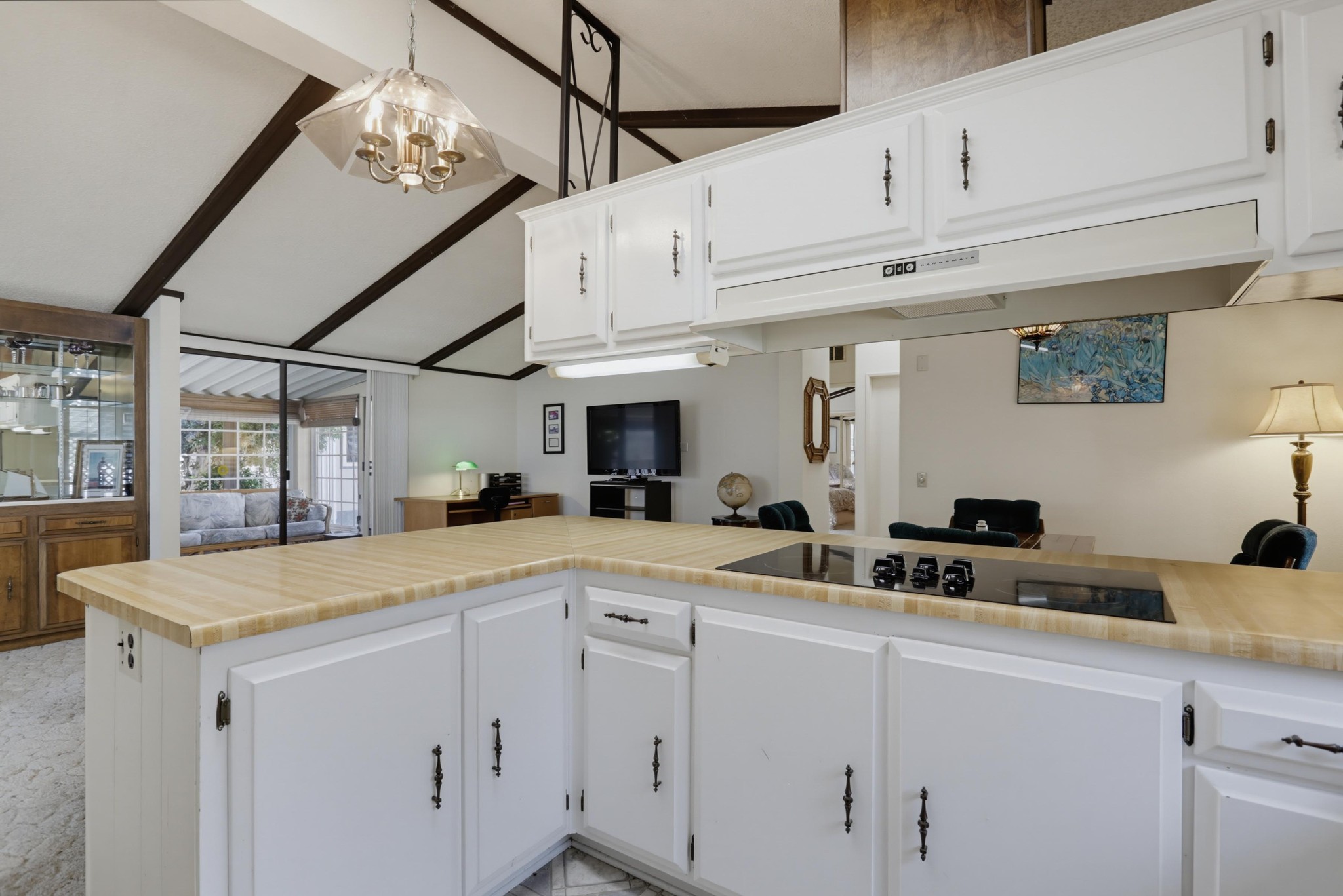 Virtual tour photo 15 of 37 for 276 N El Camino Real Spc 151
