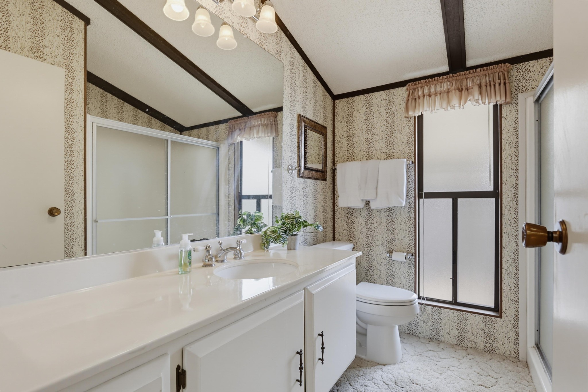 Virtual tour photo 27 of 37 for 276 N El Camino Real Spc 151