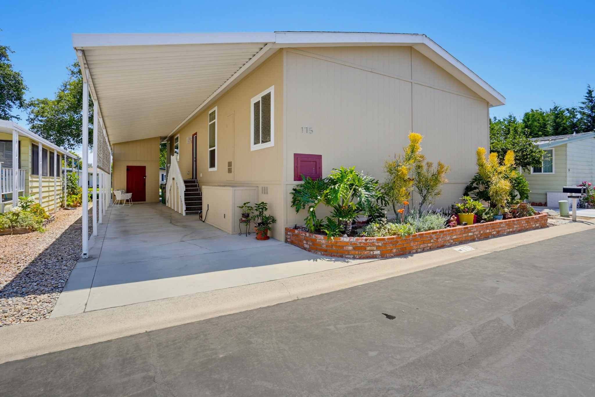 Virtual tour photo 4 of 41 for 276 N El Camino Real Spc 175