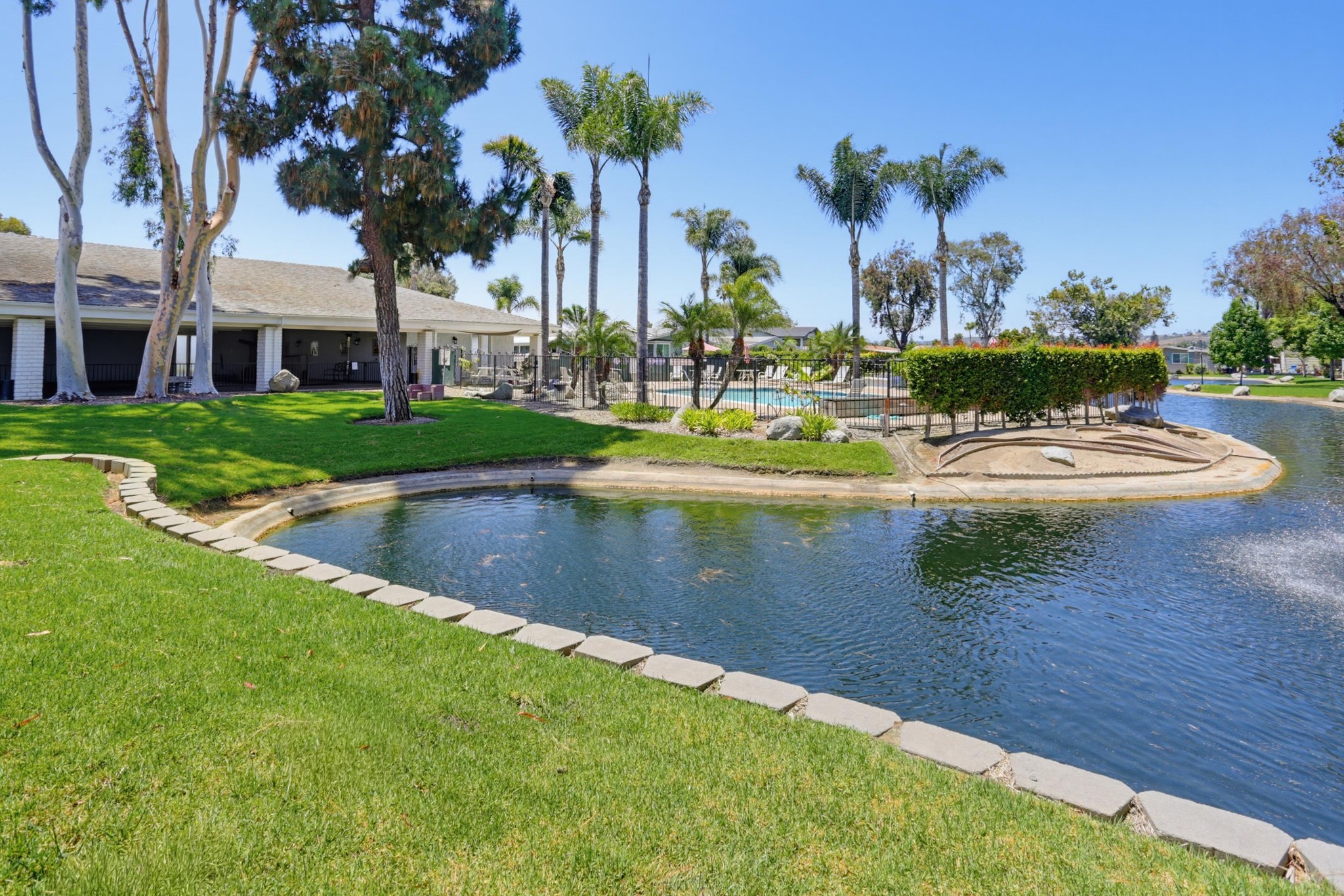 Virtual tour photo 36 of 41 for 276 N El Camino Real Spc 175