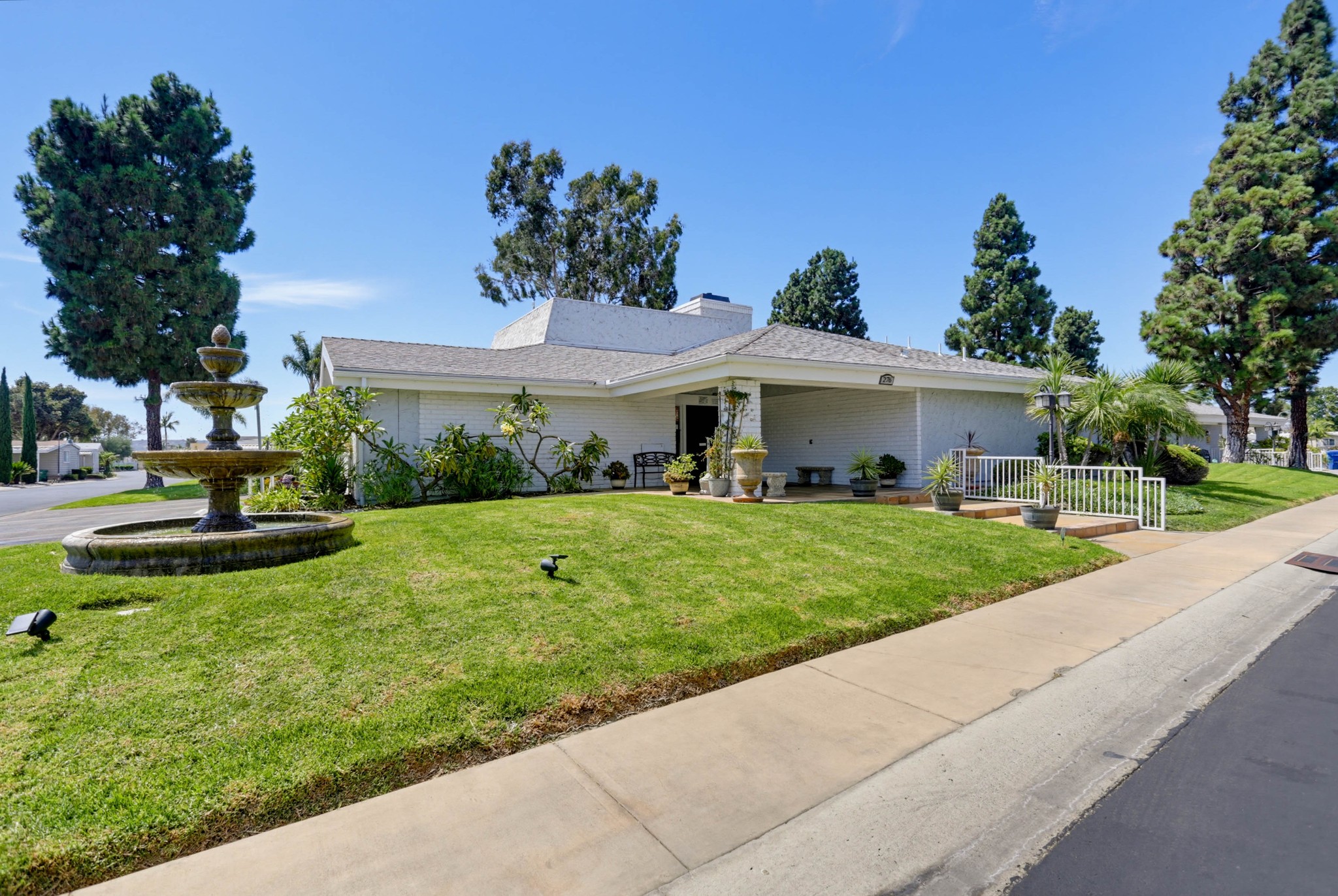 Virtual tour photo 44 of 51 for 276 N El Camino Real Spc 176
