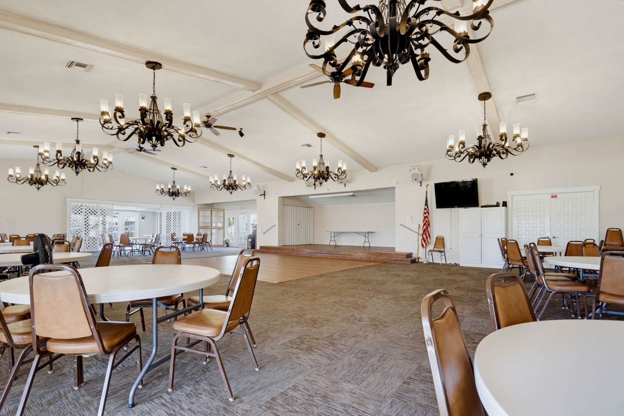 Virtual tour photo 47 of 51 for 276 N El Camino Real Spc 176