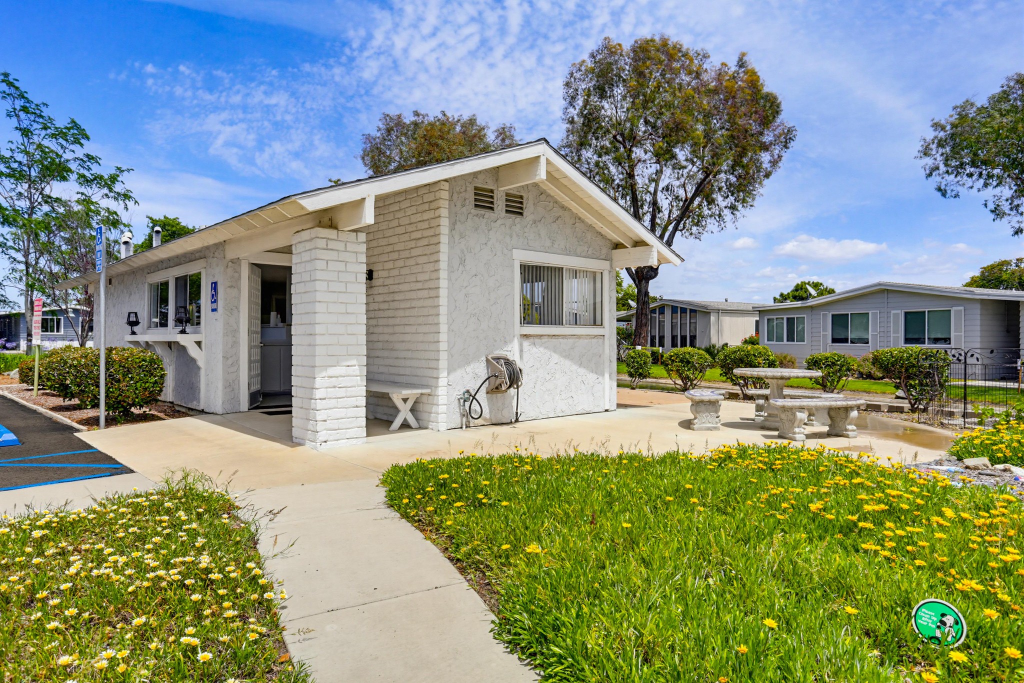 Virtual tour photo 95 of 111 for 276 N El Camino Real SPC 220