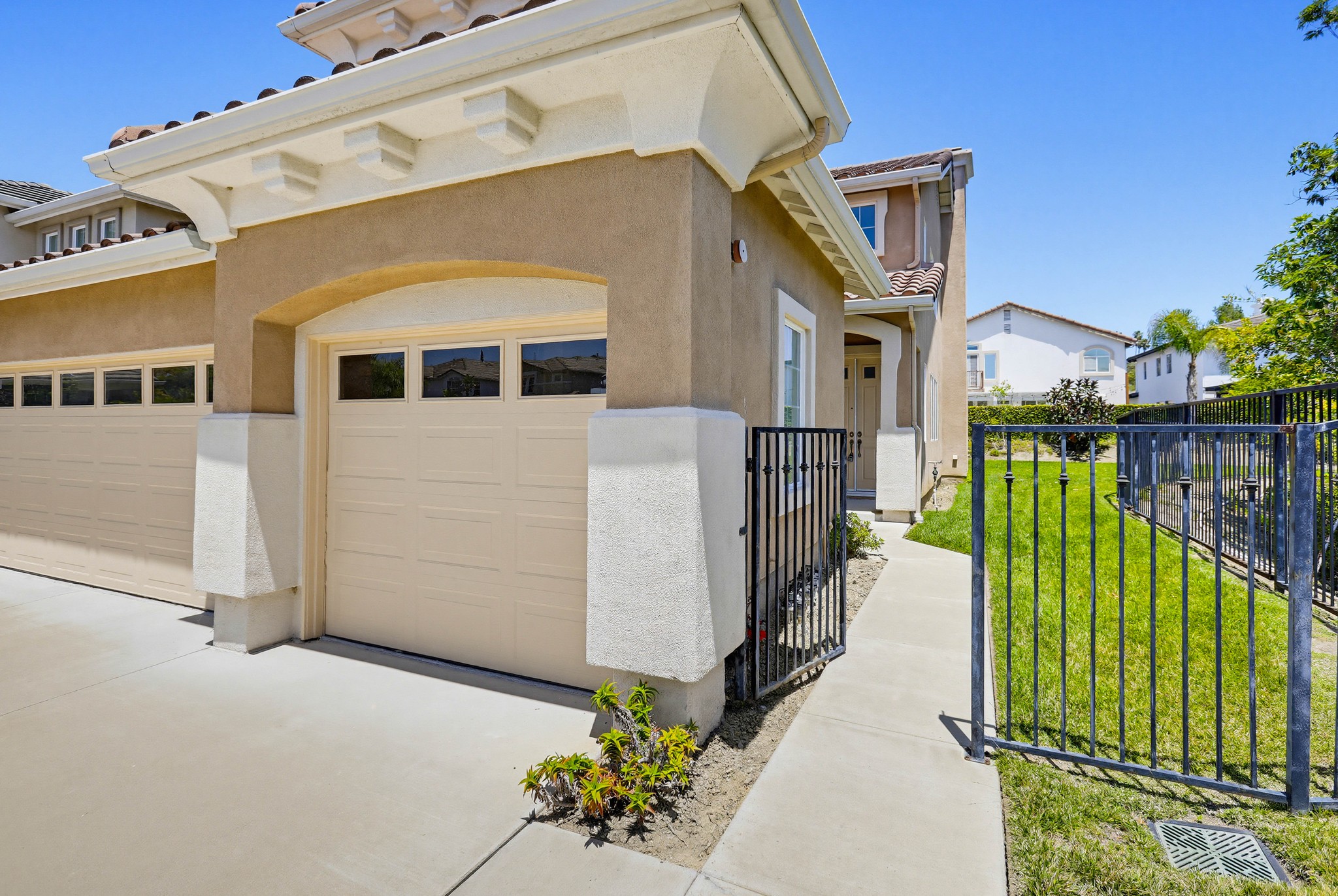 Virtual tour photo 5 of 85 for 27606 Kathy Ct