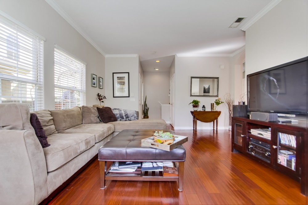 Virtual tour photo 9 of 32 for 2761 A Street #303