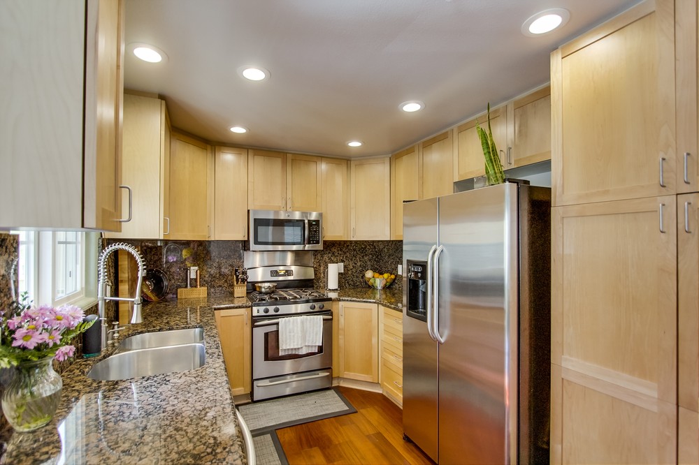 Virtual tour photo 13 of 32 for 2761 A Street #303