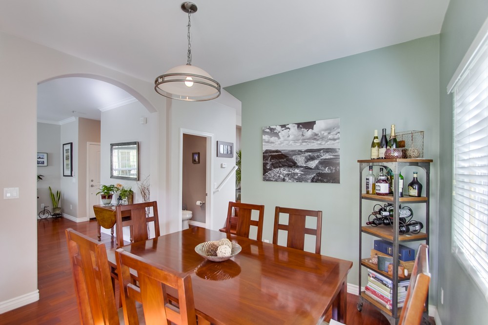 Virtual tour photo 18 of 32 for 2761 A Street #303