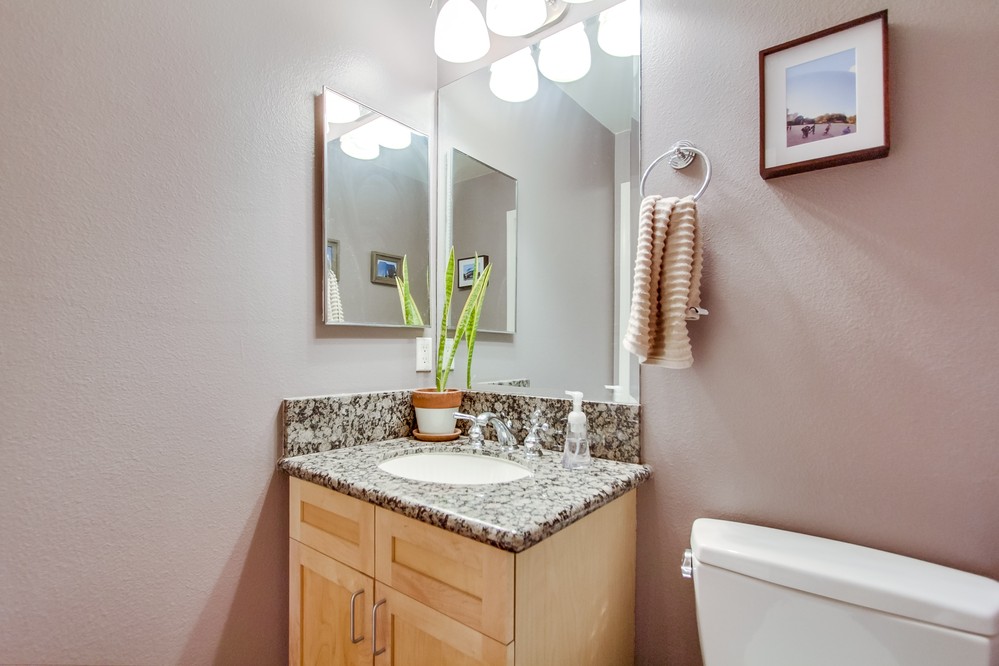 Virtual tour photo 19 of 32 for 2761 A Street #303
