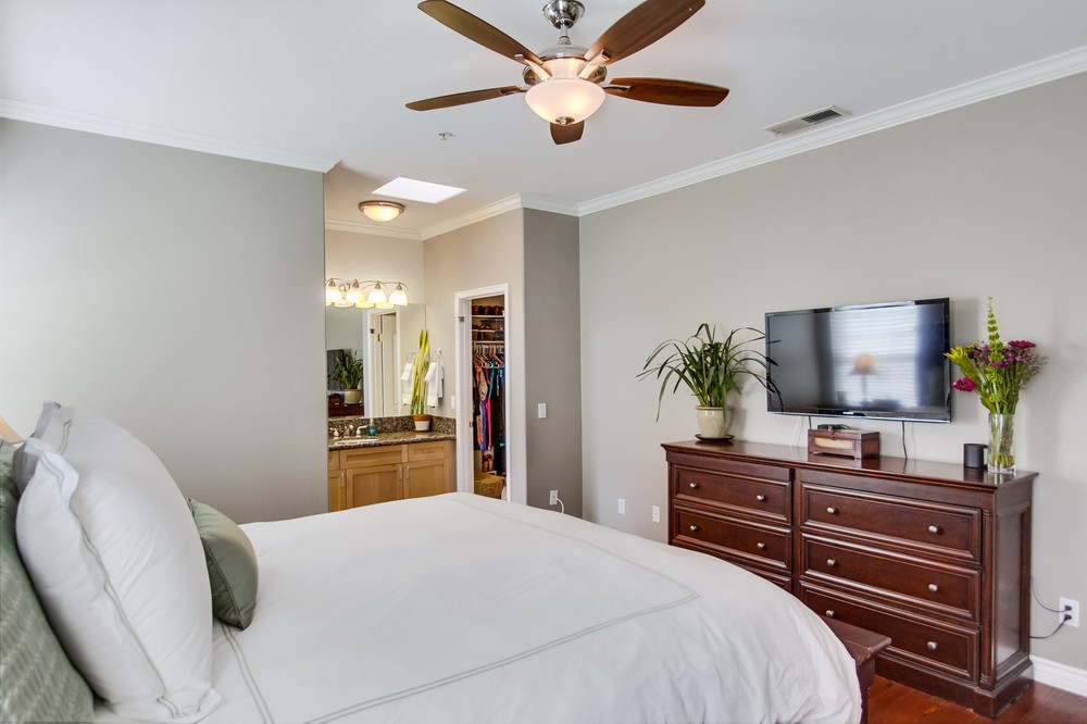 Virtual tour photo 23 of 32 for 2761 A Street #303