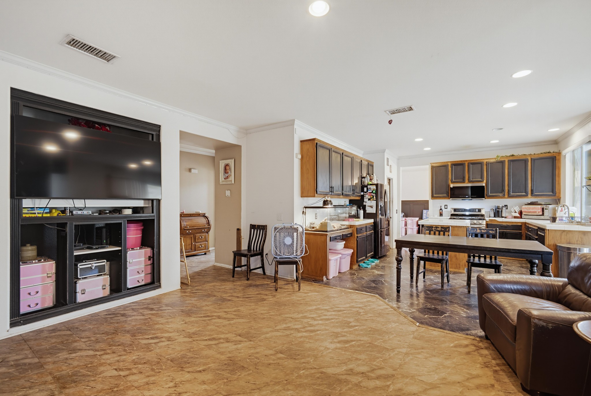Virtual tour photo 15 of 34 for 27632 Mangrove St